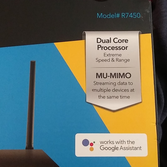 Nighthawk smart wifi router - Picture 3 of 4